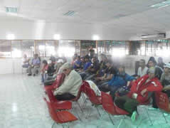 D:\Documents and Settings\Adrian\Mis documentos\PROCAL\IMÁGENES LABOR\CHARLAS DANTE13\P1170951.JPG